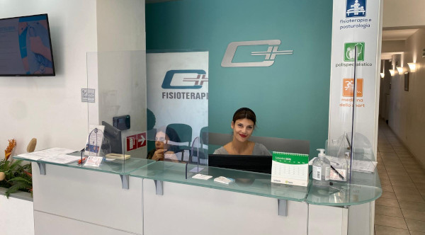 Desk accoglienza Fisioterapia Cassia